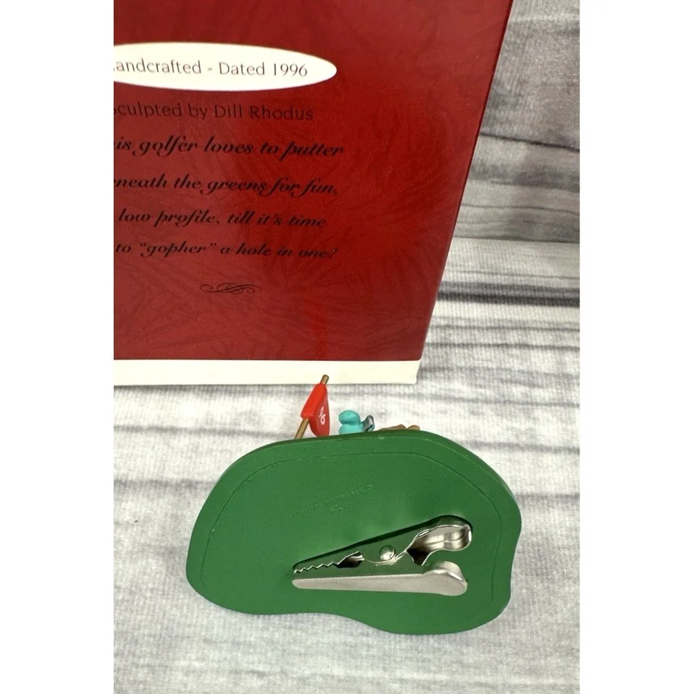 HALLMARK KEEPSAKE‎ ORNAMENTS  MICKEYS LONG SHOT 1997  I DIG GOLF CLIP ON  1996